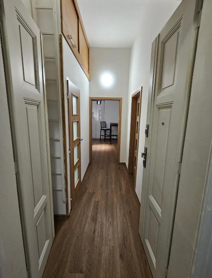 Sweet Apartment In The Heart Of Прага Экстерьер фото